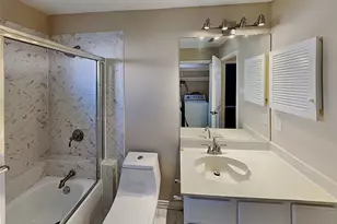 3401 Monticello Park Pl, Fort Worth, TX 76107 - Photo 12