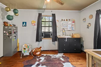 911 W 8th Street, Bonham, TX 75418 - Photo 10