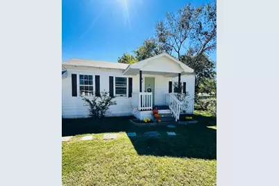 911 W 8th Street, Bonham, TX 75418 - Photo 2