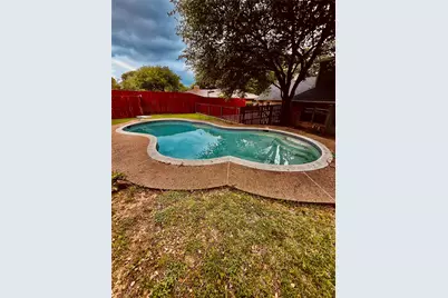 2888 Reedcroft Drive, Farmers Branch, TX 75234 - Photo 2
