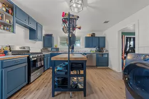 143 Crawford, Mount Calm, TX 76673 - Photo 4