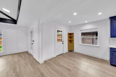 1813 Copper Creek Drive, Plano, TX 75075 - Photo 12