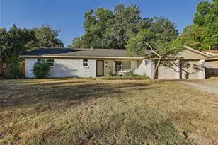 6909 Valhalla Rd, Fort Worth, TX 76116 - Photo 1