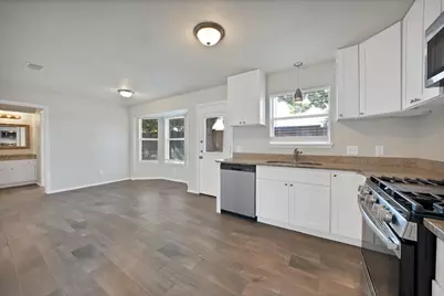 460 Caviness Drive, Grapevine, TX 76051 - Photo 12