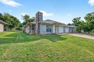 1813 Park Pl, Sherman, TX 75092 - Photo 1