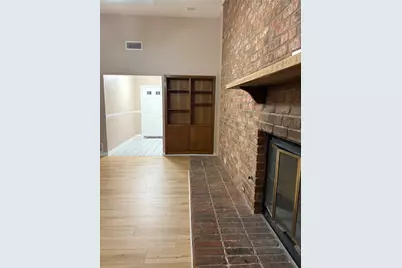 4025 Emerald Drive, Mesquite, TX 75150 - Photo 4