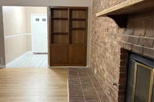 4025 Emerald Dr, Mesquite, TX 75150 - Photo 4