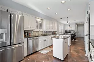 7335 La Bolsa Dr, Dallas, TX 75248 - Photo 8