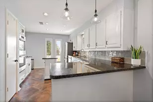 7335 La Bolsa Dr, Dallas, TX 75248 - Photo 10