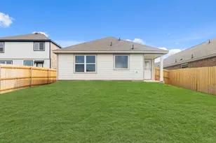 1604 Romans Rd, Ennis, TX 75119 - Photo 14