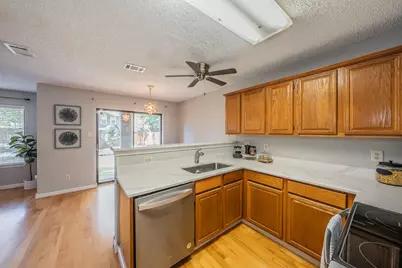 1707 Overlook Drive, Grapevine, TX 76051 - Photo 10