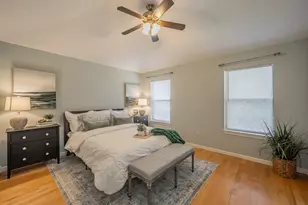 1707 Overlook Dr, Grapevine, TX 76051 - Photo 2