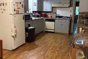 603 N Stallworth, Rosebud, TX 76570 - Photo 6