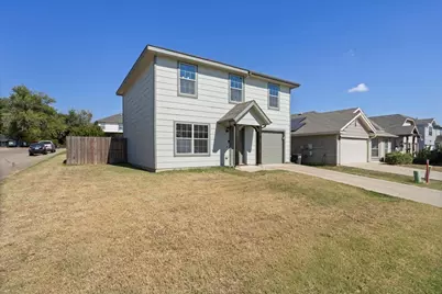 1501 Sierra Estate Trail, Fort Worth, TX 76119 - Photo 2