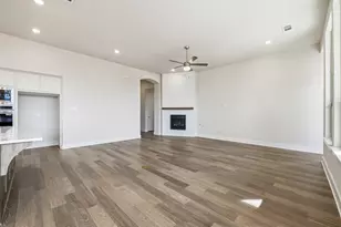 932 Mumms Fld Dr, Fort Worth, TX 76247 - Photo 8