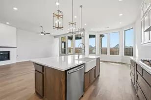 932 Mumms Fld Dr, Fort Worth, TX 76247 - Photo 4