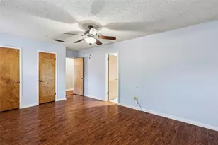 712 Springwood Dr, Hurst, TX 76054 - Photo 8