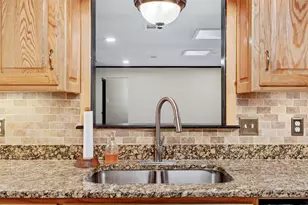 108 Silverleaf Dr, Fort Worth, TX 76112 - Photo 14