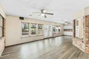 108 Silverleaf Dr, Fort Worth, TX 76112 - Photo 16