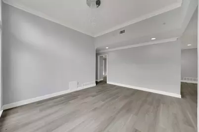 12401 Pleasant Valley Drive, Dallas, TX 75243 - Photo 8