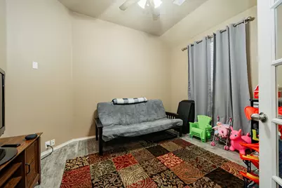 1807 Hidden Brook, Grand Prairie, TX 75050 - Photo 6
