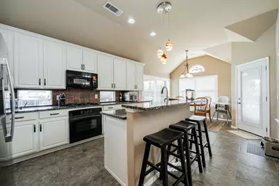 1807 Hidden Brook, Grand Prairie, TX 75050 - Photo 22