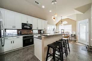 1807 Hidden Brook, Grand Prairie, TX 75050 - Photo 22