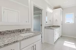 724 Raylan St, Springtown, TX 76082 - Photo 20