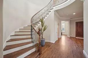 2325 Shoreham Cir, Lewisville, TX 75056 - Photo 4