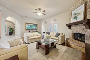 2325 Shoreham Cir, Lewisville, TX 75056 - Photo 6