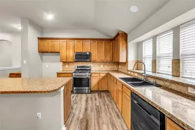 1213 Continental Congress Parkway, Aubrey, TX 76227 - Photo 26