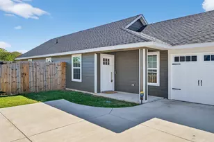 1016 Ray Dr, Denison, TX 75020 - Photo 2