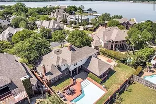 2103 Bay Club Dr, Arlington, TX 76013 - Photo 2