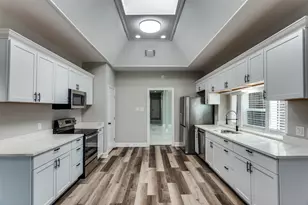 2103 Bay Club Dr, Arlington, TX 76013 - Photo 8