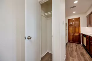 1101 Calico Ln, Arlington, TX 76011 - Photo 34