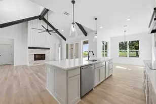 231 Sweetgrass Dr, Poolville, TX 76487 - Photo 6