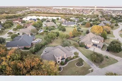 303 Lago Grande Trail, Wylie, TX 75098 - Photo 2