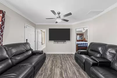 2704 N 19th Street, Waco, TX 76708 - Photo 4