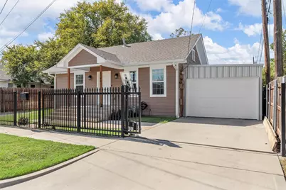 2704 N 19th Street, Waco, TX 76708 - Photo 2