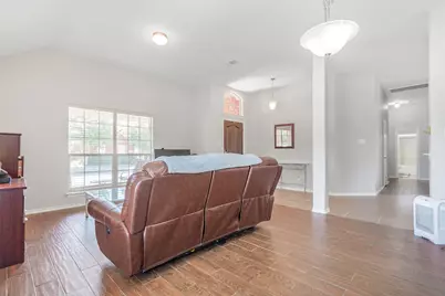 1201 Clairemont Lane, Burleson, TX 76028 - Photo 4