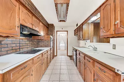 907 Bow Creek Drive, Duncanville, TX 75116 - Photo 12