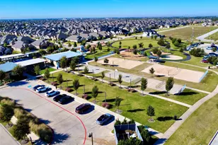 7672 Monument Dr, Little Elm, TX 76227 - Photo 32