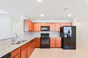 7672 Monument Dr, Little Elm, TX 76227 - Photo 4