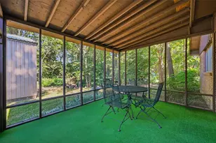 620 W College St, Grapevine, TX 76051 - Photo 2