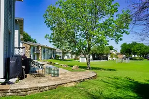 100 Harbor Dr, Runaway Bay, TX 76426 - Photo 4