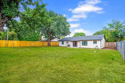 1914 Kynette Drive, Euless, TX 76040 - Photo 22