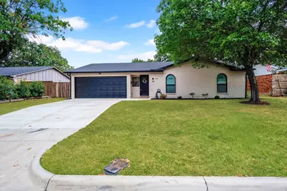 1914 Kynette Drive, Euless, TX 76040 - Photo 1