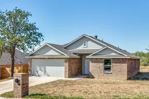 1533 Jacqueline Ln, Graham, TX 76450 - Photo 2