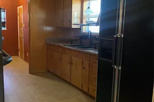 646 N Main St, Springtown, TX 76082 - Photo 14