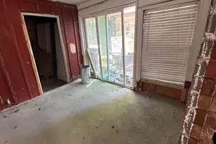 5501 Westcreek Dr, Fort Worth, TX 76133 - Photo 6